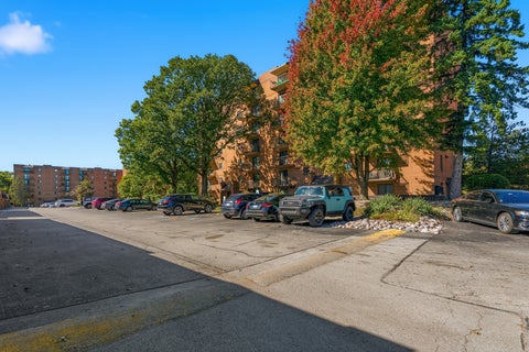 Tiny photo for 5970 Lake Bluff Drive #402, Tinley Park, IL 60477 (MLS # 12770650)