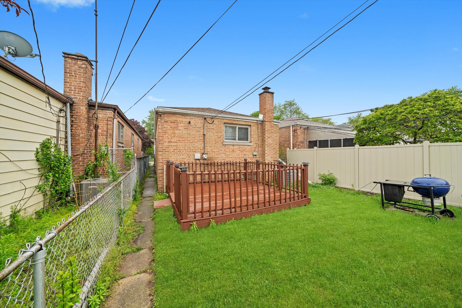 3052 E 97th Street