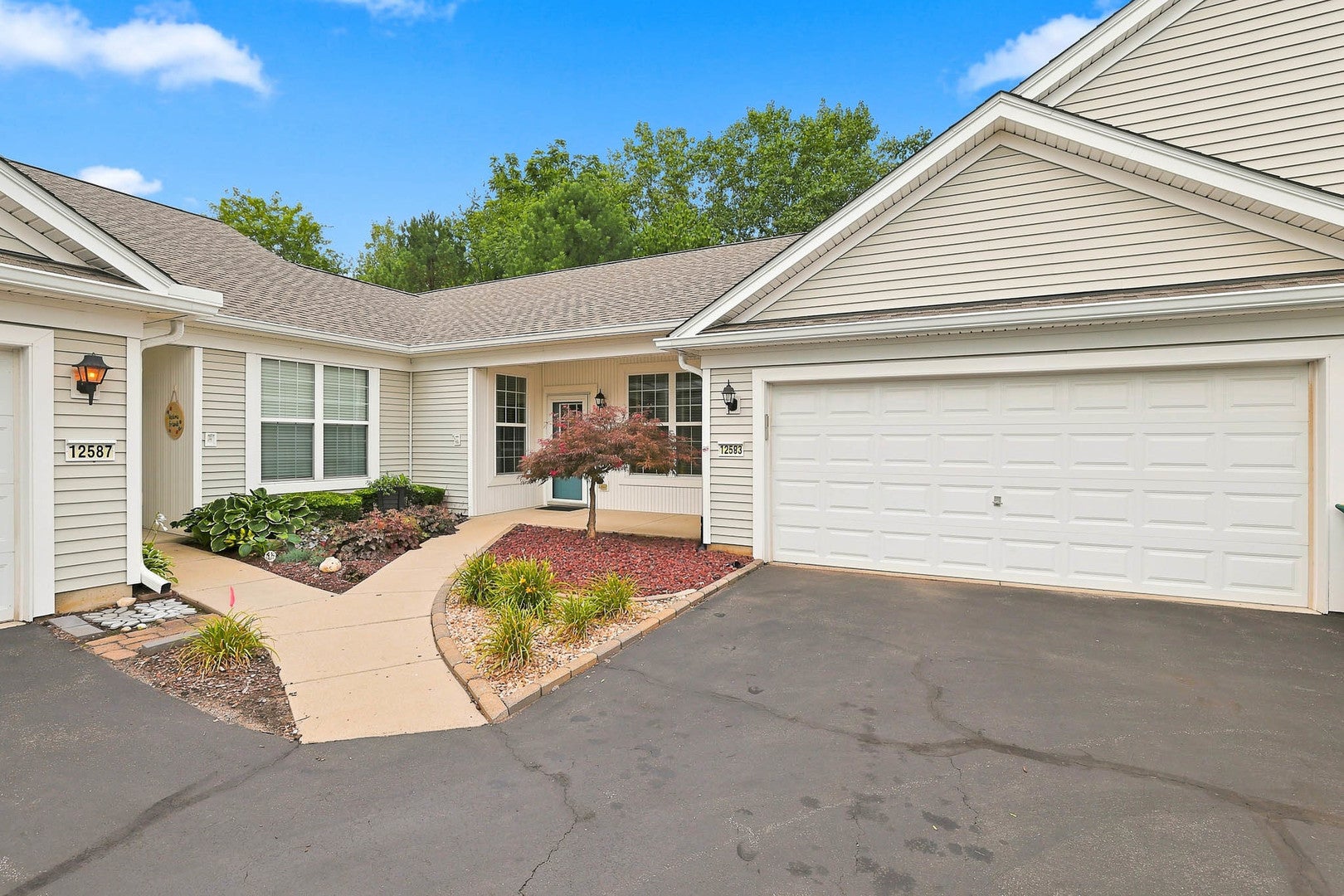 12583 Rock Island Trail