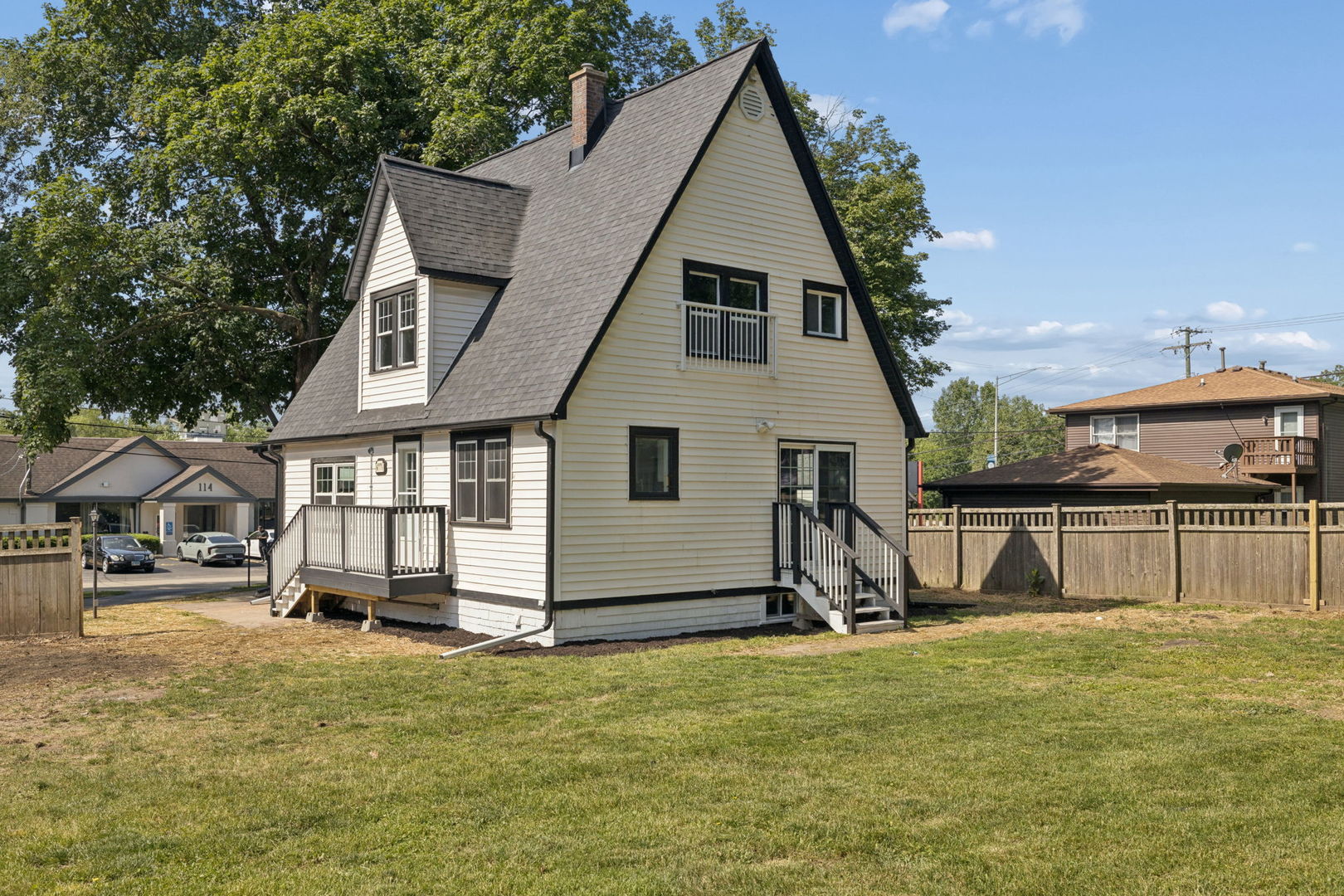 111 Oak Street