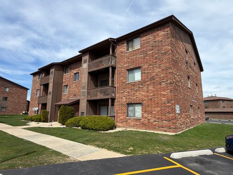 Tiny photo for 15723 Peggy Lane #12, Oak Forest, IL 60452 (MLS # 12614168)