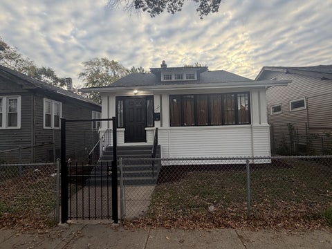 Photo of 11541 S Wallace Street, Chicago, IL 60628 (MLS # 12796173)
