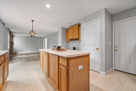 Tiny photo for 23 Breckenwood Court, Bloomington, IL 61704 (MLS # 12458471)