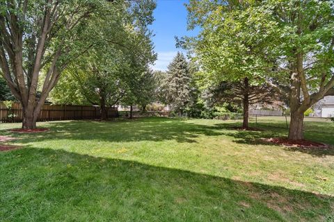 Tiny photo for 23 Breckenwood Court, Bloomington, IL 61704 (MLS # 12458471)