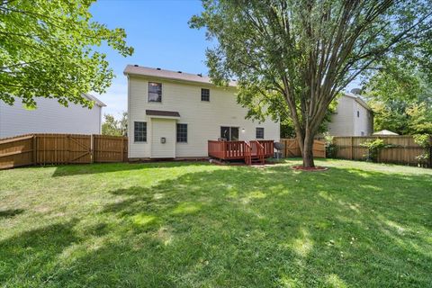 Tiny photo for 23 Breckenwood Court, Bloomington, IL 61704 (MLS # 12458471)