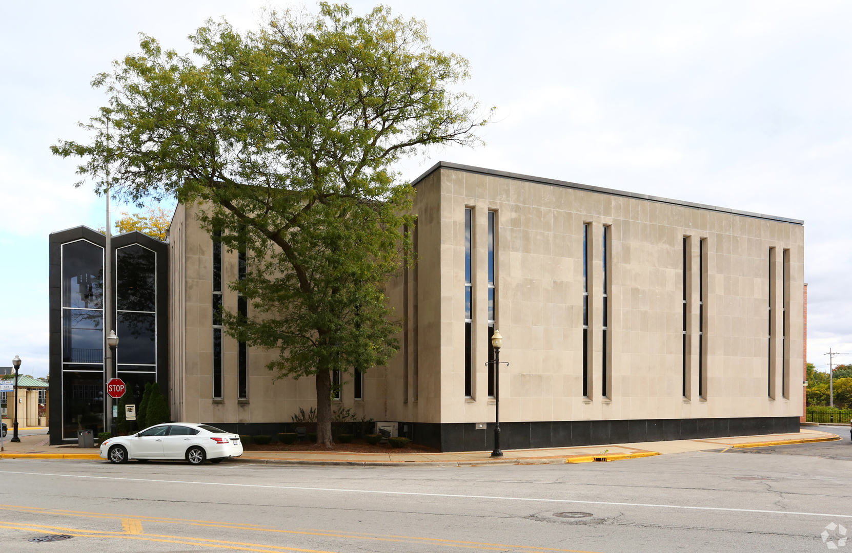 1 E Benton Street 105