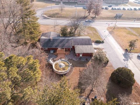 Tiny photo for 100 Prairie Road, Carterville, IL 62918 (MLS # EB460631)