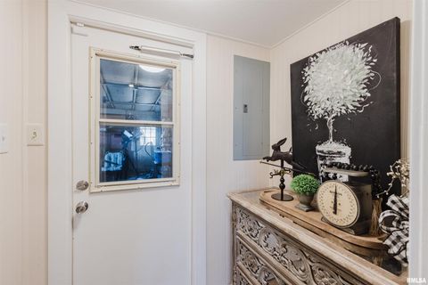 Tiny photo for 100 Prairie Road, Carterville, IL 62918 (MLS # EB460631)