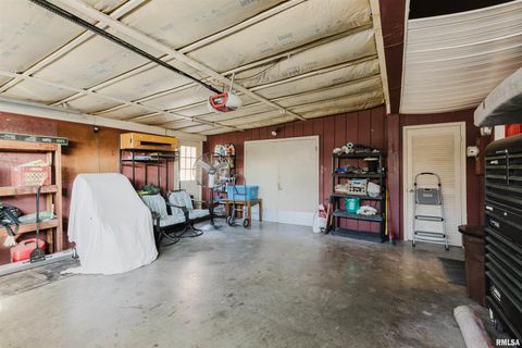 Tiny photo for 100 Prairie Road, Carterville, IL 62918 (MLS # EB460631)