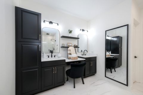 Tiny photo for 3817 N Lowell Avenue, Chicago, IL 60641 (MLS # 12529484)