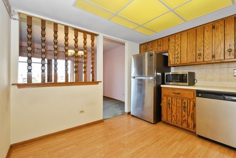 Tiny photo for 15704 Deerfield Court #2N, Orland Park, IL 60462 (MLS # 12598011)