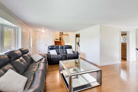 Tiny photo for 1113 W Weathersfield Way, Schaumburg, IL 60193 (MLS # 12687541)