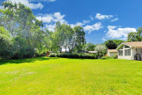 Tiny photo for 1113 W Weathersfield Way, Schaumburg, IL 60193 (MLS # 12687541)