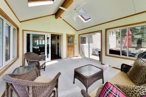 Tiny photo for 1113 W Weathersfield Way, Schaumburg, IL 60193 (MLS # 12687541)