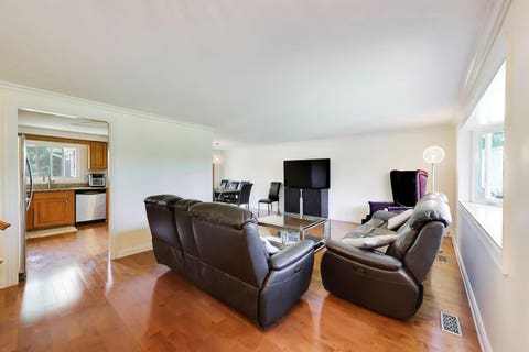 Tiny photo for 1113 W Weathersfield Way, Schaumburg, IL 60193 (MLS # 12687541)