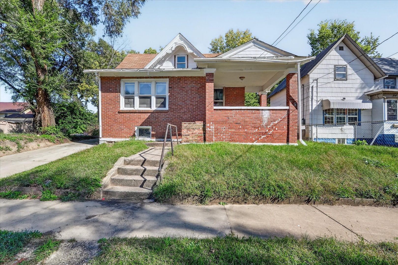 918 S 3rd Street
