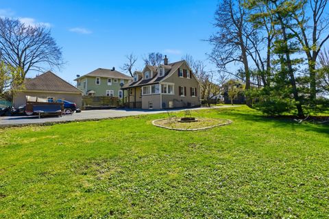 Tiny photo for 218 N 4th Avenue, St. Charles, IL 60174 (MLS # 12589537)