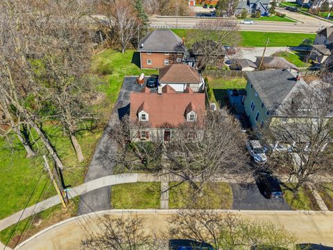 Tiny photo for 218 N 4th Avenue, St. Charles, IL 60174 (MLS # 12589537)