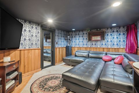 Tiny photo for 218 N 4th Avenue, St. Charles, IL 60174 (MLS # 12589537)