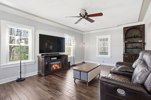 Tiny photo for 218 N 4th Avenue, St. Charles, IL 60174 (MLS # 12589537)