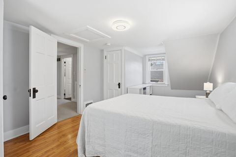 Tiny photo for 218 N 4th Avenue, St. Charles, IL 60174 (MLS # 12589537)