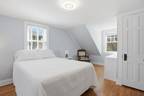 Tiny photo for 218 N 4th Avenue, St. Charles, IL 60174 (MLS # 12589537)