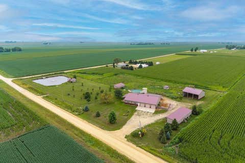 Tiny photo for 2090 250th Avenue, De Witt, IA 52472 (MLS # 12722422)