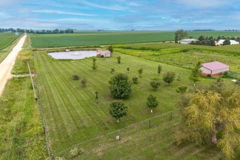 Tiny photo for 2090 250th Avenue, De Witt, IA 52472 (MLS # 12722422)