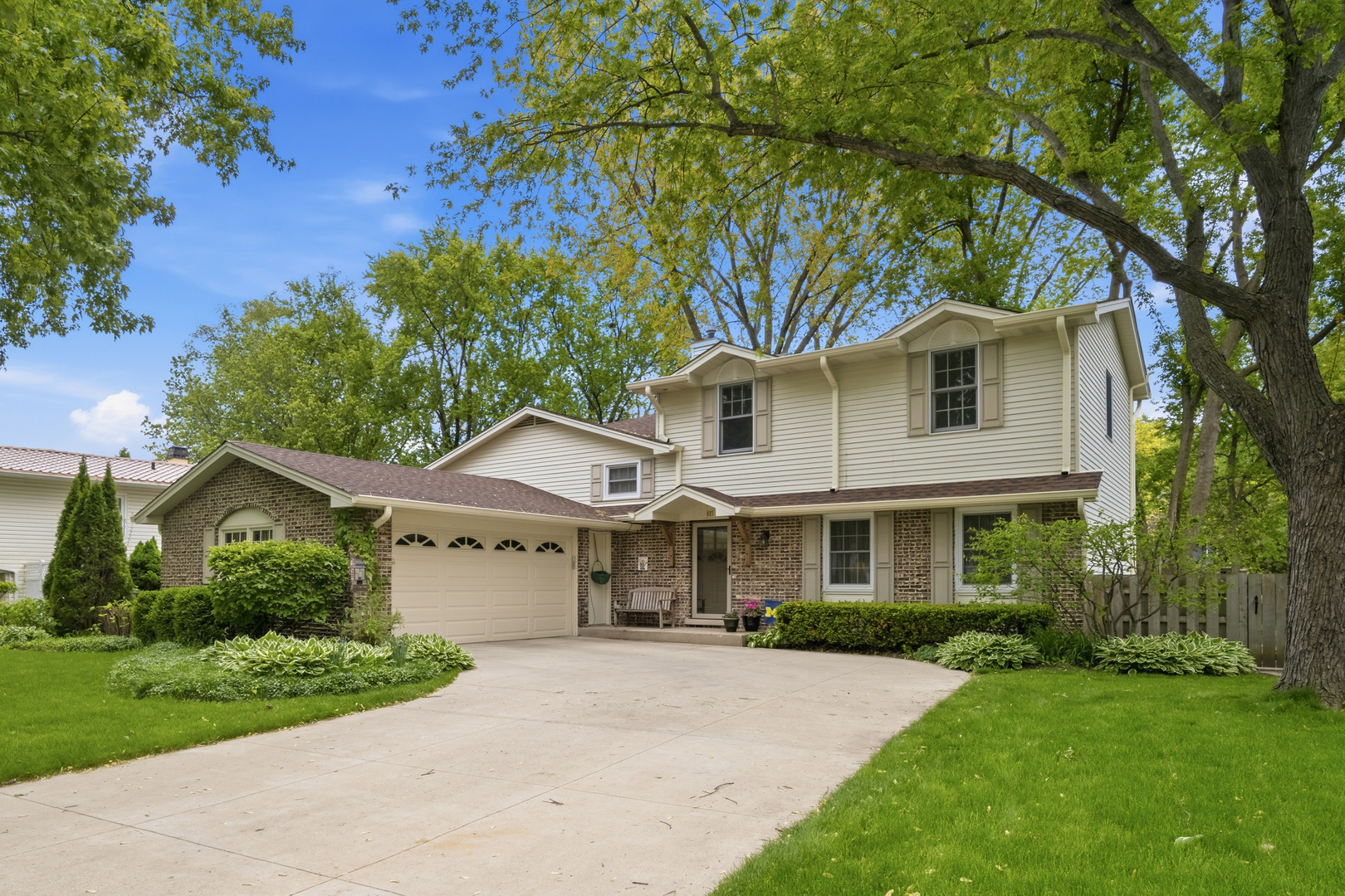 827 Liberty Bell Lane