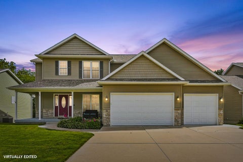 Photo of 8 BUFFALO Court, Leclaire, IA 52753 (MLS # 12736950)