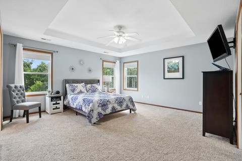 Tiny photo for 8 BUFFALO Court, Leclaire, IA 52753 (MLS # 12736950)