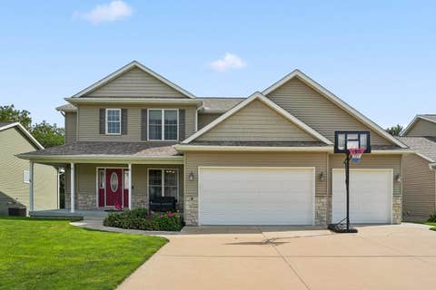Tiny photo for 8 BUFFALO Court, Leclaire, IA 52753 (MLS # 12736950)