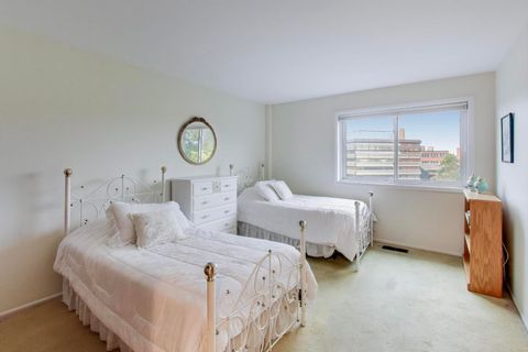 Tiny photo for 828 OAKTON Street #5F, Evanston, IL 60202 (MLS # 12497799)