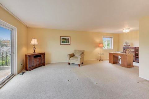 Tiny photo for 828 OAKTON Street #5F, Evanston, IL 60202 (MLS # 12497799)