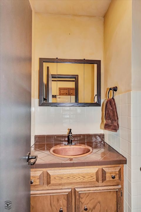 Tiny photo for 662 Glenwood Avenue, Joliet, IL 60435 (MLS # 12419439)
