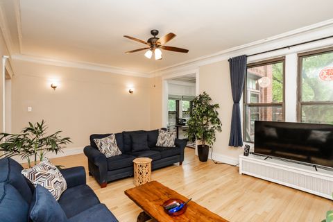 Tiny photo for 5142 S Greenwood Avenue #1, Chicago, IL 60615 (MLS # 12463482)