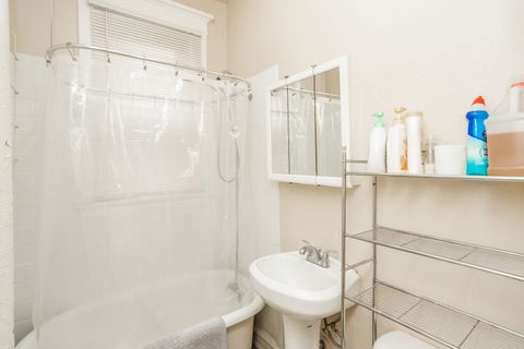 Tiny photo for 5142 S Greenwood Avenue #1, Chicago, IL 60615 (MLS # 12463482)
