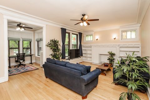 Tiny photo for 5142 S Greenwood Avenue #1, Chicago, IL 60615 (MLS # 12463482)