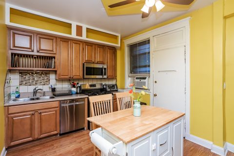 Tiny photo for 5142 S Greenwood Avenue #1, Chicago, IL 60615 (MLS # 12463482)