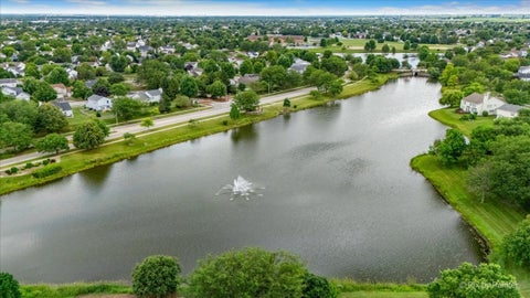 Tiny photo for 2303 Ashwood Drive, Plainfield, IL 60586 (MLS # 12702926)