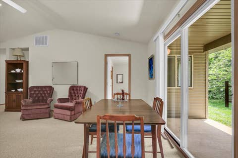 Tiny photo for 1801 Glenwood Oaks Court #A, Urbana, IL 61801 (MLS # 12696589)