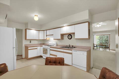Tiny photo for 1801 Glenwood Oaks Court #A, Urbana, IL 61801 (MLS # 12696589)