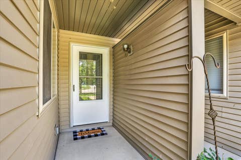 Tiny photo for 1801 Glenwood Oaks Court #A, Urbana, IL 61801 (MLS # 12696589)