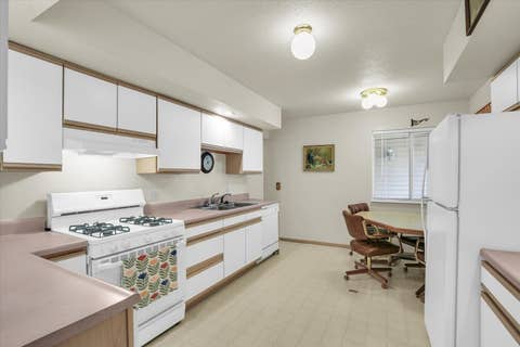 Tiny photo for 1801 Glenwood Oaks Court #A, Urbana, IL 61801 (MLS # 12696589)