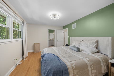 Tiny photo for 1120 Superior Street, Oak Park, IL 60302 (MLS # 12665251)