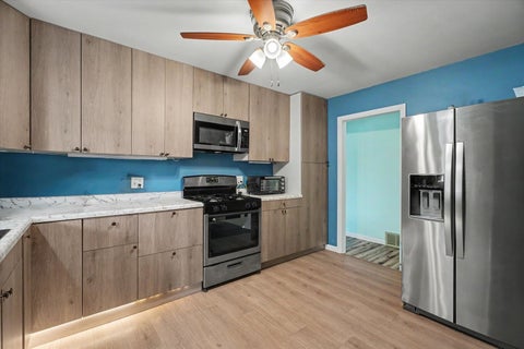 Tiny photo for 911 N Melvin Street, Gibson City, IL 60936 (MLS # 12731554)