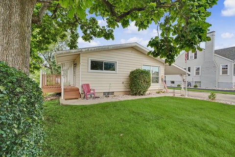 Tiny photo for 911 N Melvin Street, Gibson City, IL 60936 (MLS # 12731554)