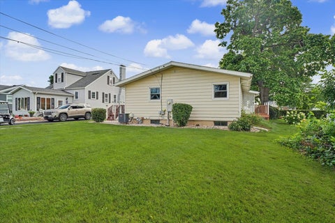 Tiny photo for 911 N Melvin Street, Gibson City, IL 60936 (MLS # 12731554)