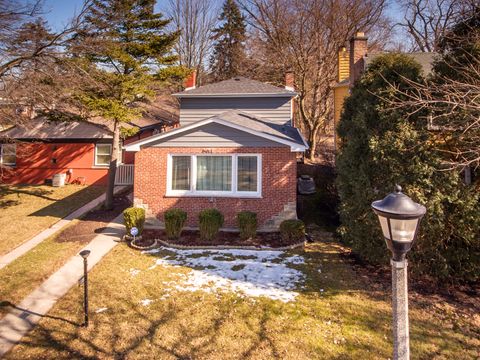 Tiny photo for 8953 Central Park Avenue, Evanston, IL 60203 (MLS # 12569178)