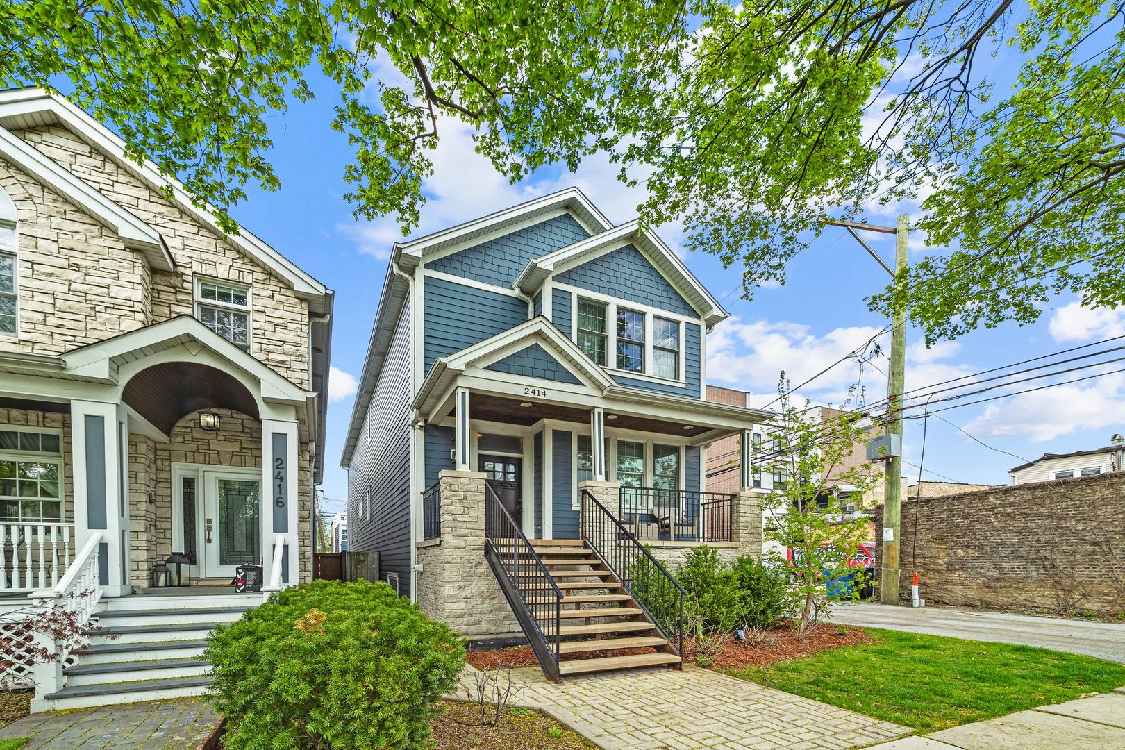2414 W Berteau Avenue